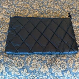 Vera Bradley Quilted Blue Pouch NWOT.